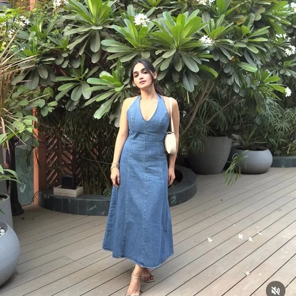 ❤️ Stunning Blue Denim 70,s HalterSummer  Dress - Picture 13 of 13